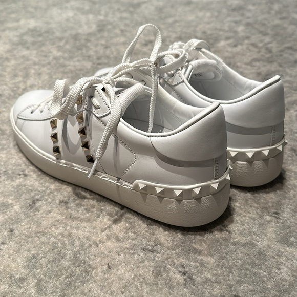 Valentino Garavani Rockstud Sneaker NWOT - Picture 10 of 16